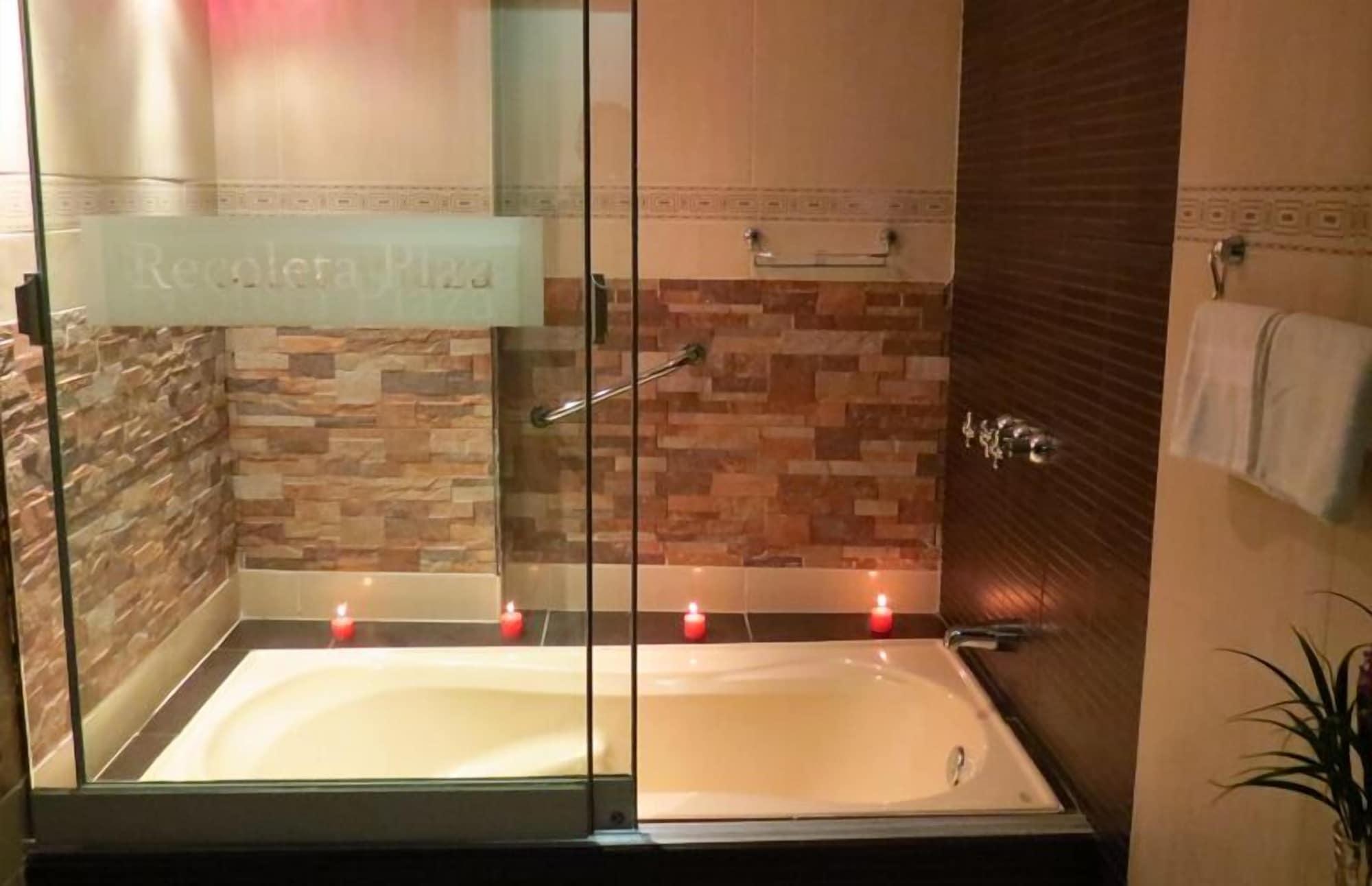 The Fort Budget Hotel- Bonifacio Global City Makati City Екстериор снимка