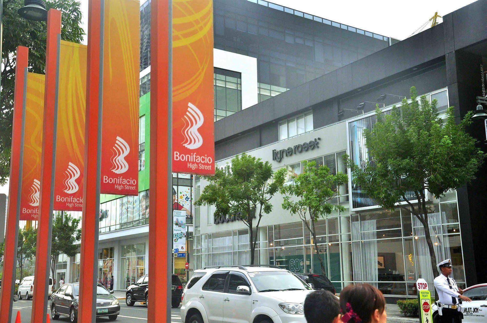 The Fort Budget Hotel- Bonifacio Global City Makati City Екстериор снимка