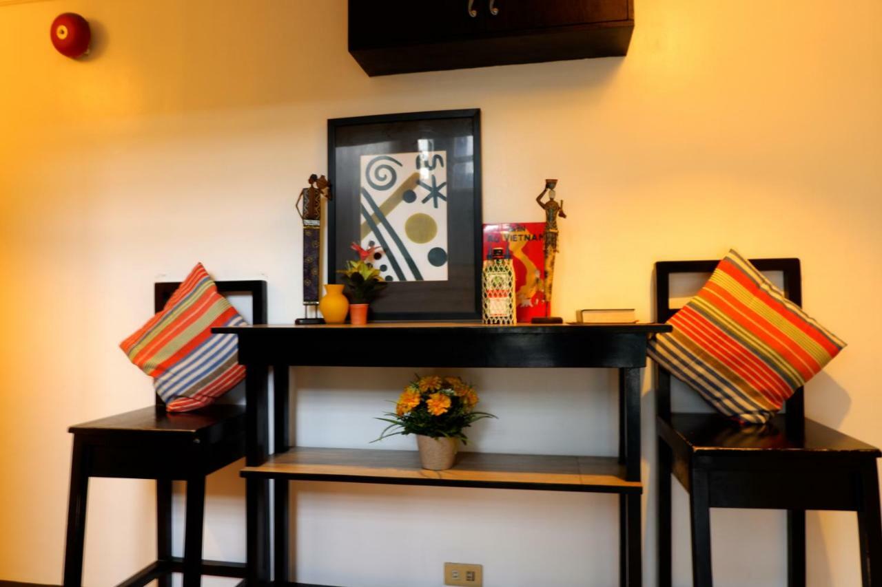 The Fort Budget Hotel- Bonifacio Global City Makati City Екстериор снимка